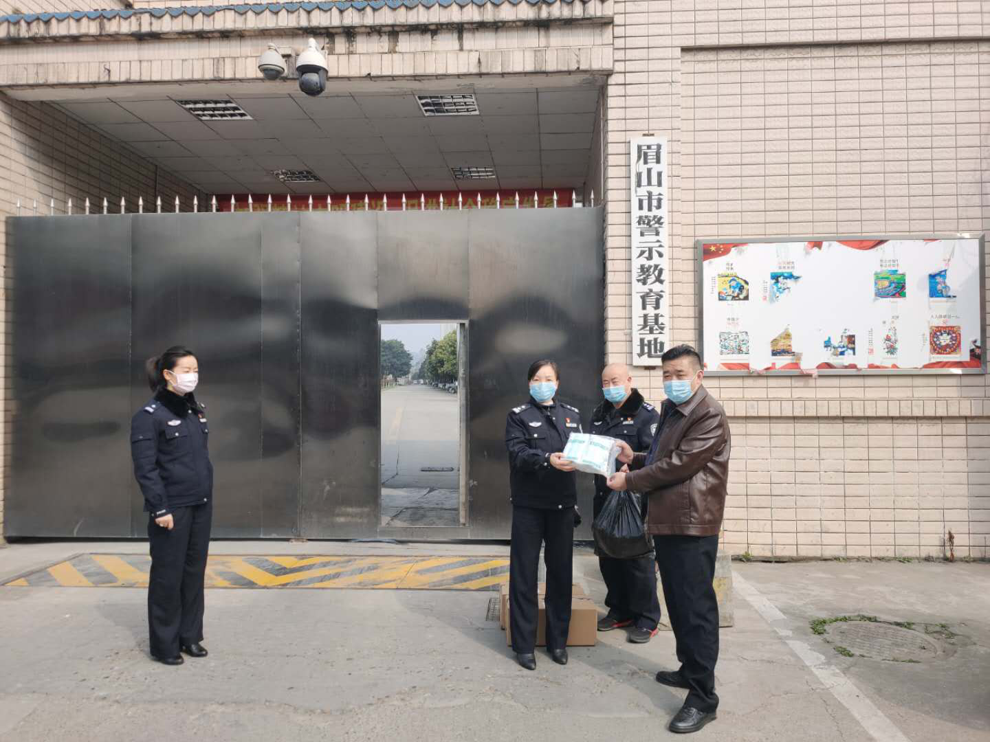愛(ài)心物資捐贈(zèng) 助力一線抗疫 ——中銘在行動(dòng)